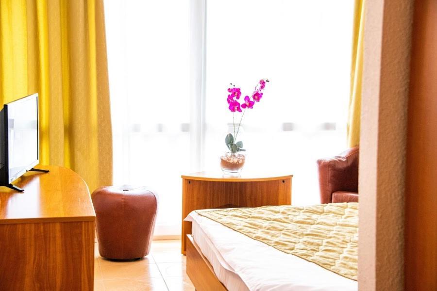 Hotel Mures Saturn Dış mekan fotoğraf